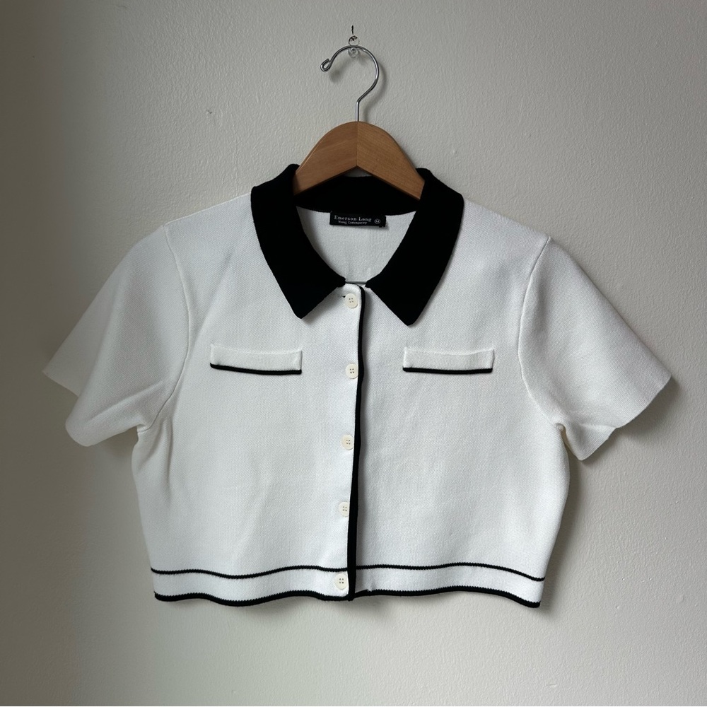 NWOT White and Black Cropped Collared Cardigan